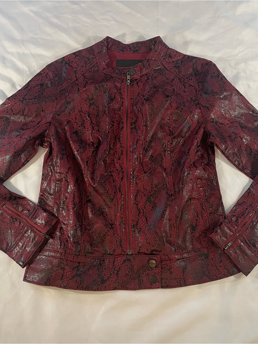 Sanctuary Denim Kori Women’s Burgundy Snake-Print Moto‎ Jacket, NWT, Size Medium